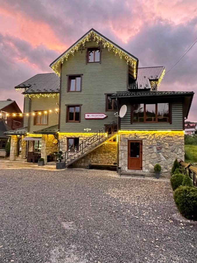 Hotel Zatyshok nad Prutom Bukowel Zewnętrze zdjęcie
