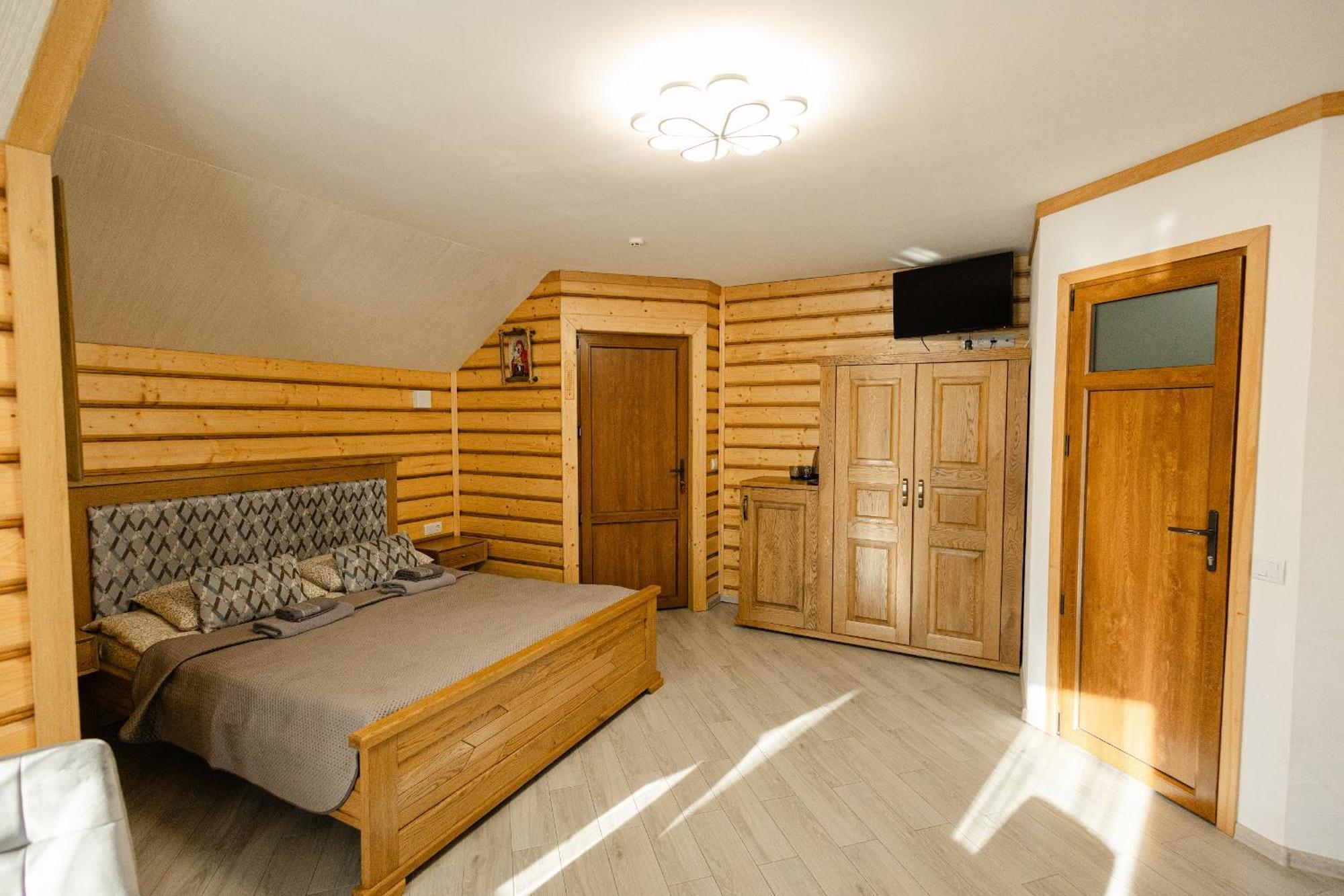 Hotel Zatyshok nad Prutom Bukowel Zewnętrze zdjęcie