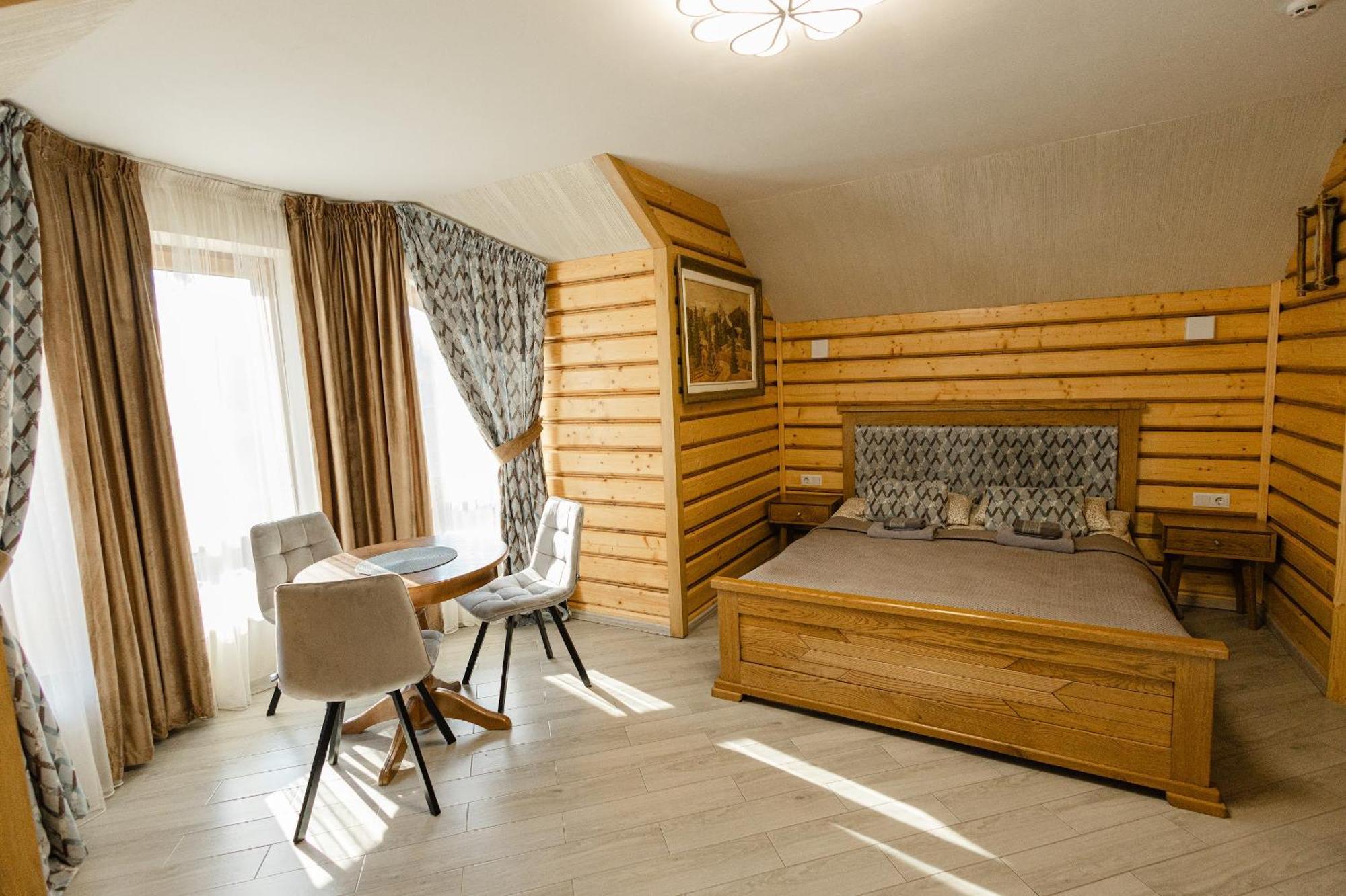 Hotel Zatyshok nad Prutom Bukowel Zewnętrze zdjęcie
