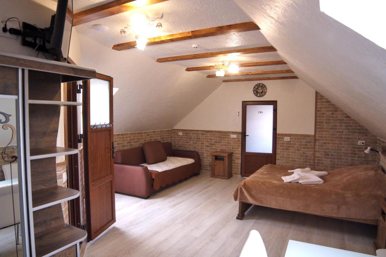 Hotel Zatyshok nad Prutom Bukowel Zewnętrze zdjęcie